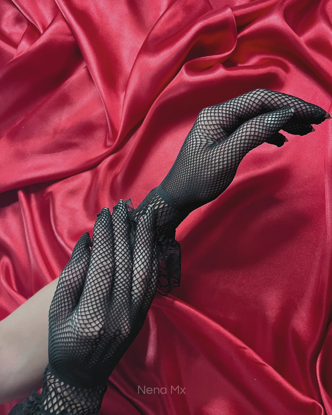 Antoniette Guantes de Red | NENA MX