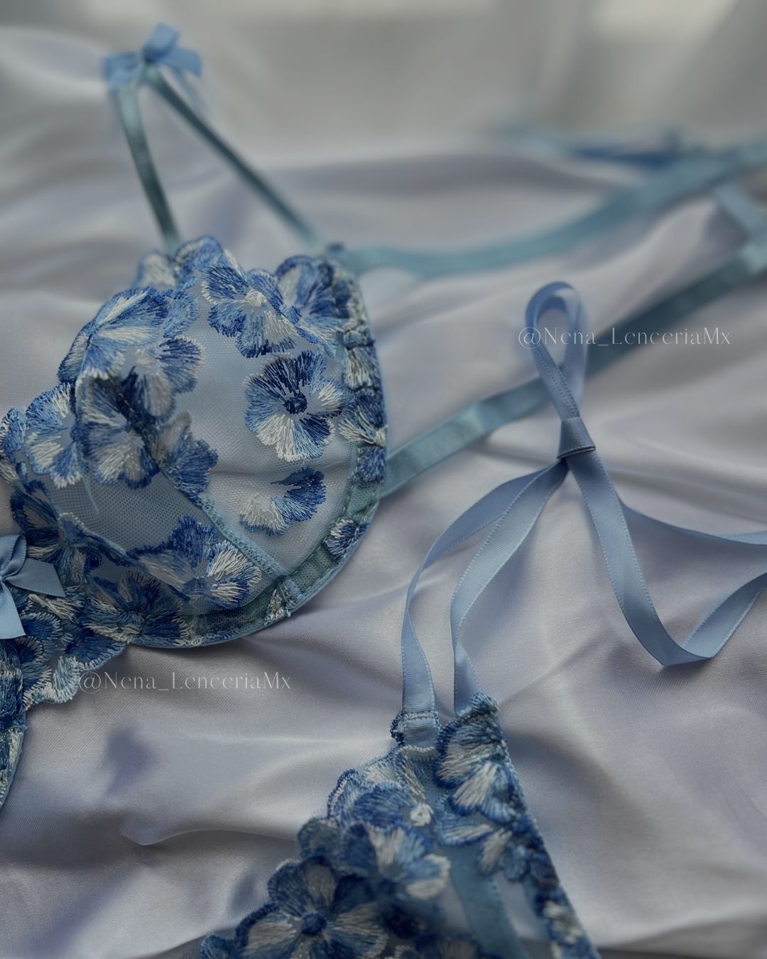 Antonia Set
