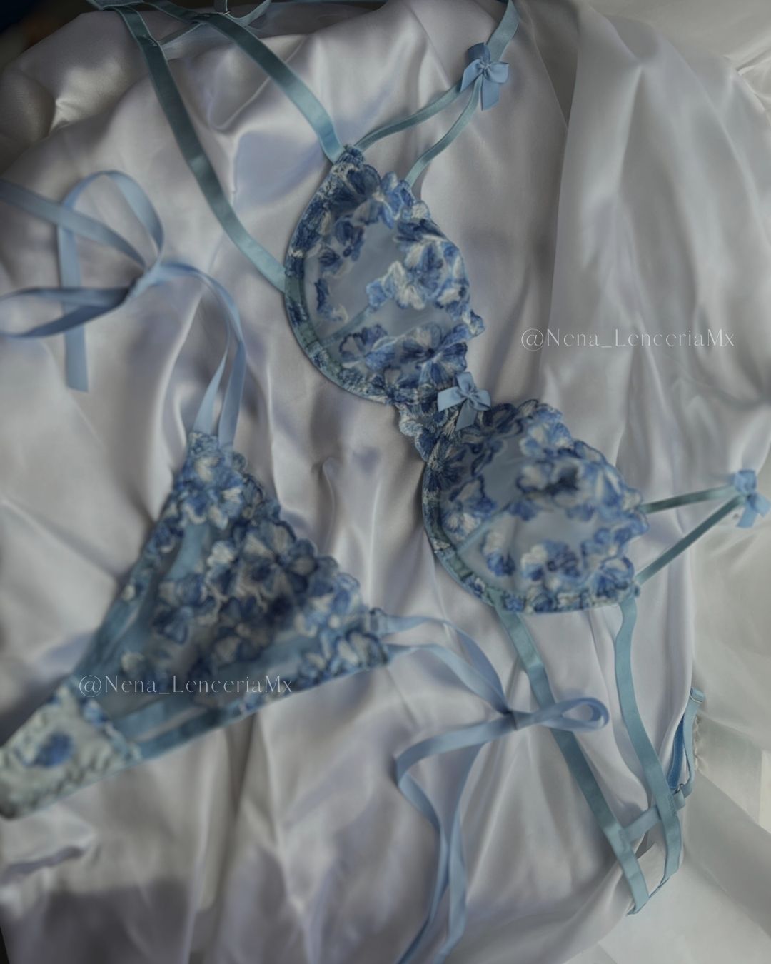 Antonia Set