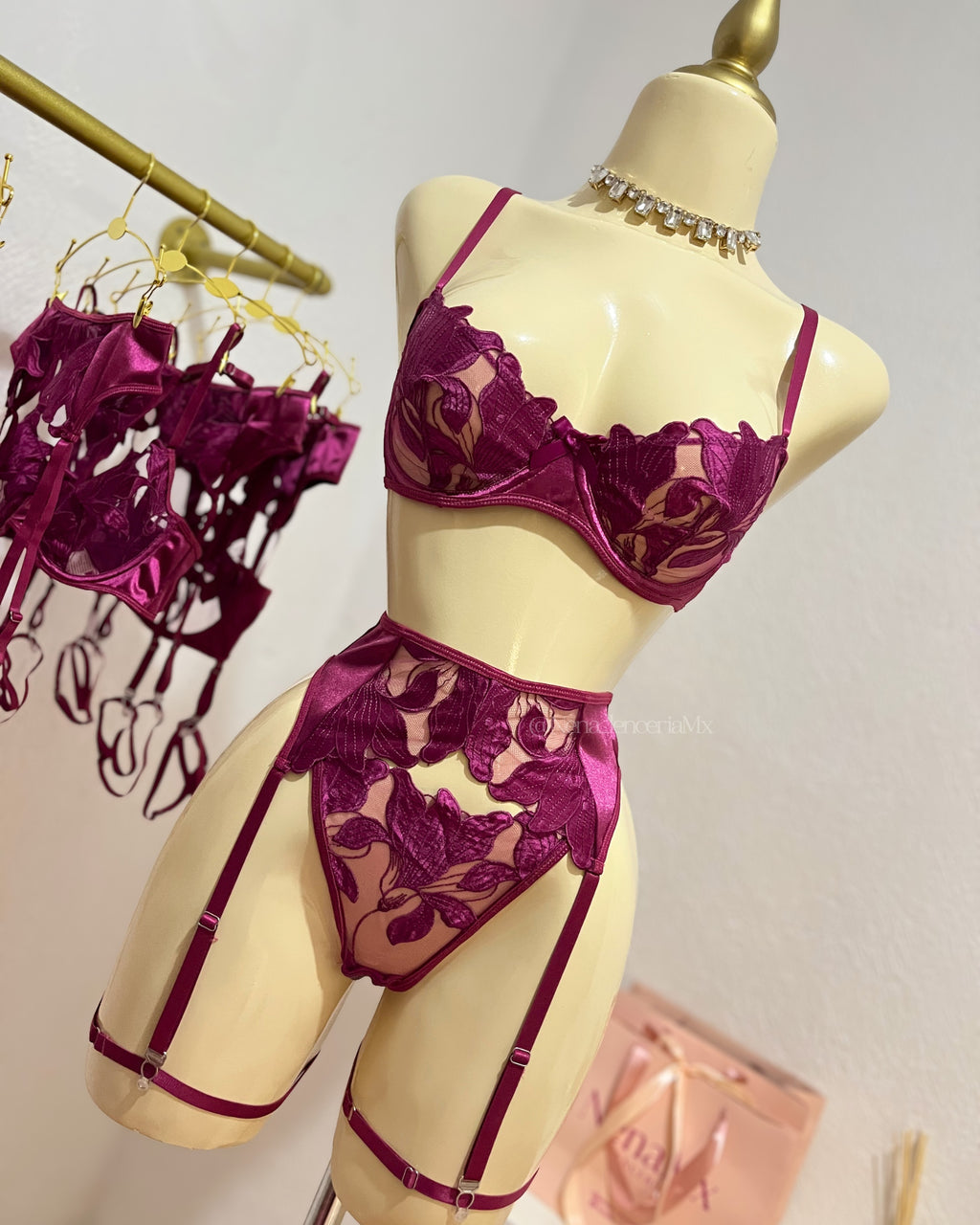Adriana Set con Ligueros | NENA MX